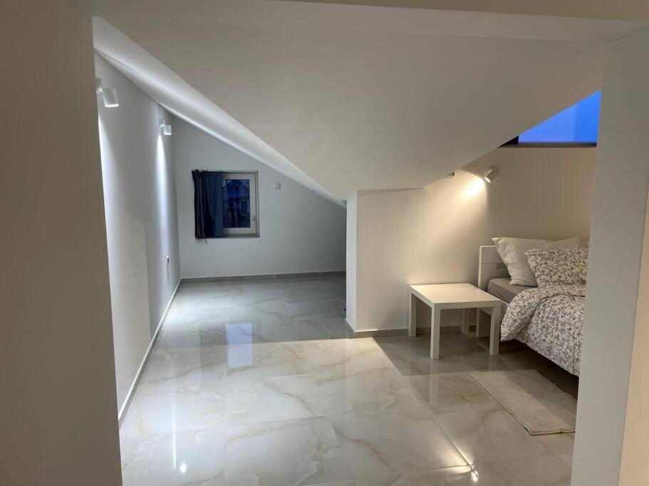 Lux House Olga Daire Ruma Oda fotoğraf